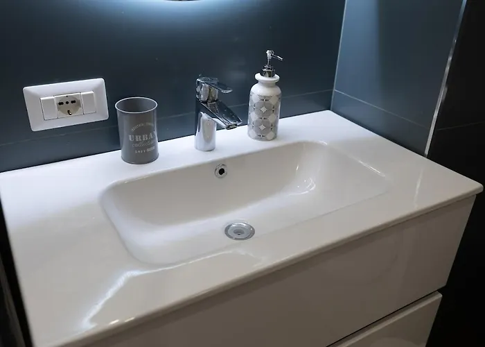 Apartment 2-bedroom Gem *